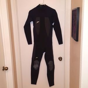 Speedo Wetsuit Size Men's Medium